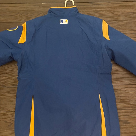 Authentic MLB Milwaukee Brewers ThermaBase Jacket - Picture 2 of 8
